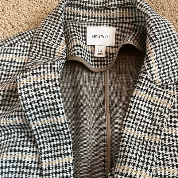 Blazer - Nine West - Picture 1 of 2